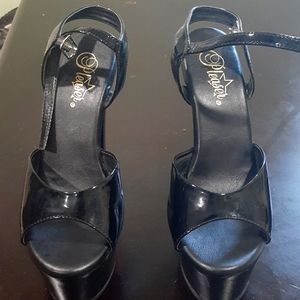 Kinky platform high heels